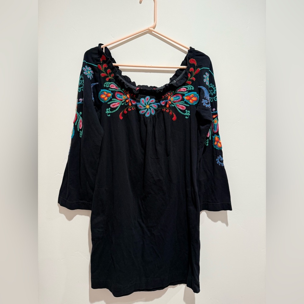 Johnny was JWLA floral embroidered off the shoulder boho dress size small